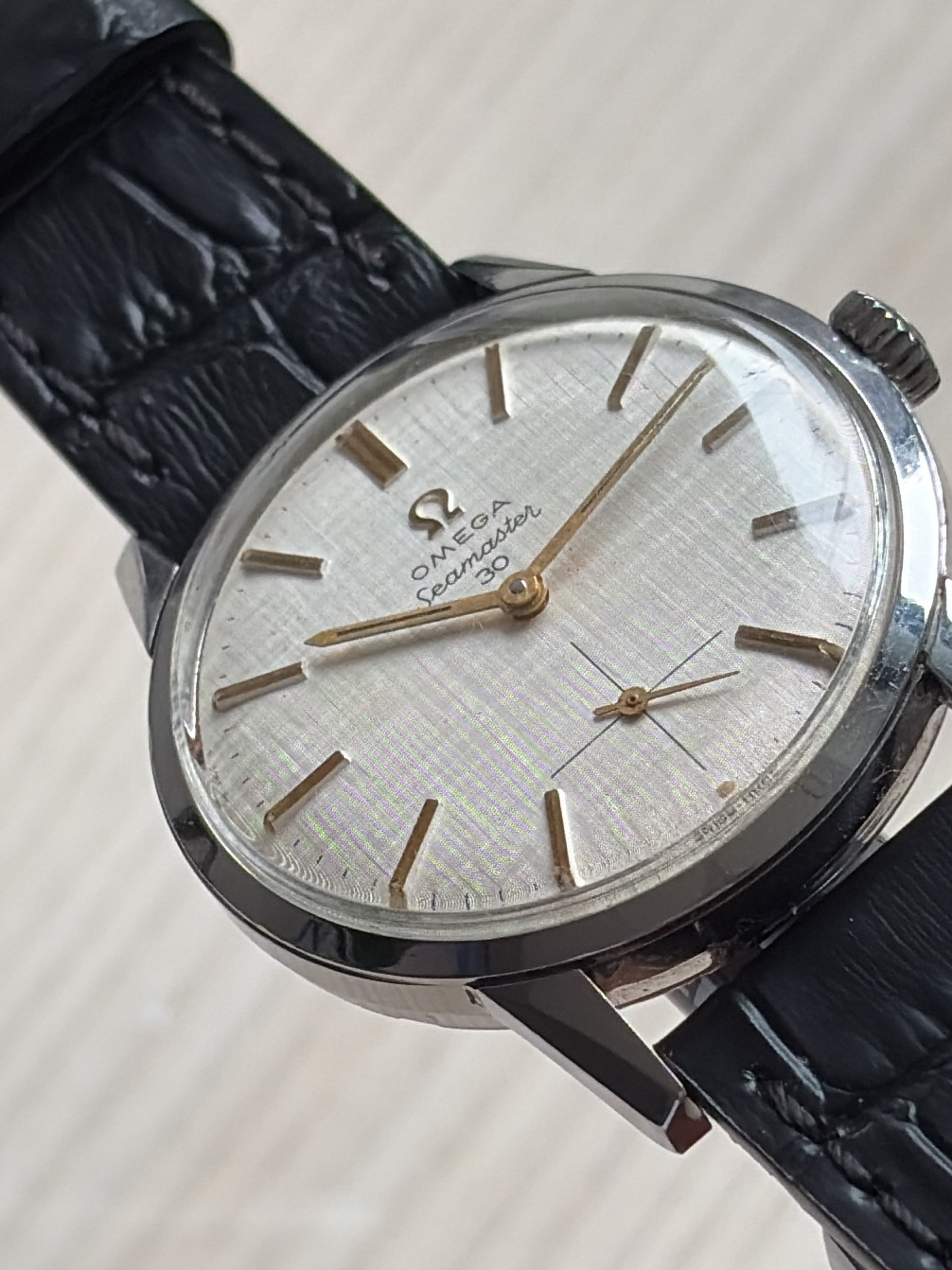 Omega Seamaster 30 Linen Dial